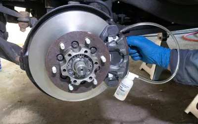 Ghid complet de întreținere a franelor auto - sfaturi și proceduri esențiale