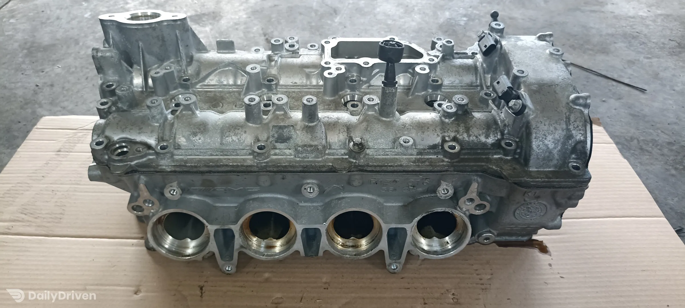 Chiulasa dreapta Mercedes 4.0 V8, A1770163600, A1770107800, A1770160700