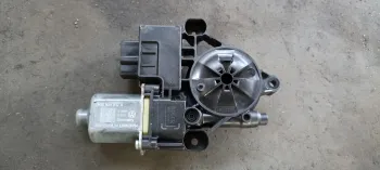 Motoras macara usa dreapta spate Seat Leon, 5Q0959812A