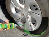 Come usare un kit di riparazione per forature?