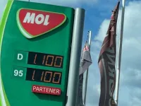 Perché il prezzo della benzina è così alto?