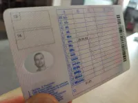 Automatyczne prawo jazdy: co to jest i jak je zdobyć?