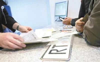 Cum se schimbă corect proprietarul mașinii - ghid complet 2024