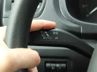 Cum să faci corect viraj la stânga: tehnica de conducere sigură