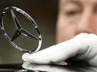 Mercedes Benz recheama in service aproape 1 milion de masini la nivel global pentru o potentiala problema la frane