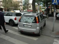 Achtung, Fahrer, zahlreiche Strafen für unerlaubtes Halten und Parken!