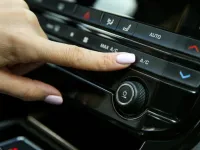 Kann das Ausschalten der Klimaanlage Kraftstoff sparen?