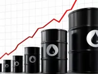 Petrol Fiyatlarındaki Düşüş: Romanya'da Pompa Fiyatları Ne Zaman Düşecek