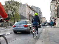 O noua inventie la Galati care atentioneaza conducatorii auto referitor la motociclistii si biciclistii din trafic