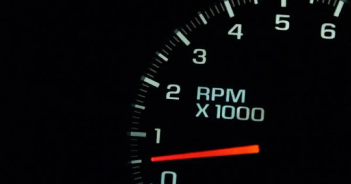 Ce înseamnă RPM: ghid complet despre turațiile motorului - DailyDriven