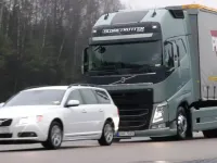 Franarea intentionata in fata unui camion se pedepseste cu inchisoare si confiscarea masinii