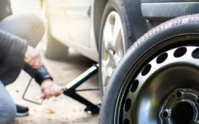 Ghid complet: uneltele esențiale pentru repararea și schimbarea roților