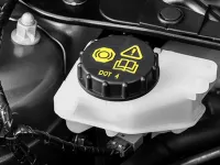 À quelle fréquence devez-vous changer le liquide de frein ?