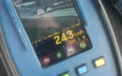 Cum scapi de amendă când ești prins cu viteza excesivă - ghid legislativ 2024