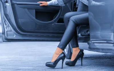 Ce încălțăminte este permisă la volan conform legii din România