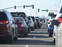 Romanian falsifikointiverkosto: 2 925 ajoneuvoa rekisteröity laitomasti ja väärennetyt ajokortit jopa 1000 euroa