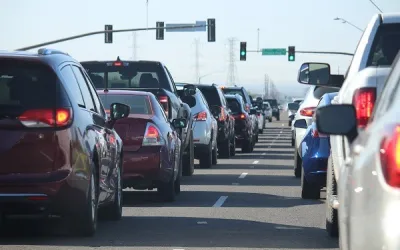 Siec falszerstw w Rumunii: 2925 pojazdow zarejestrowanych nielegalnie i falszywe prawa jazdy po cenach do 1000 euro