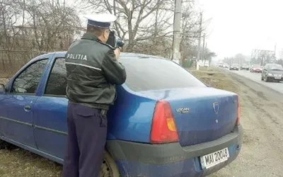 Te poate amenda o mașină de poliție neînscripționată?