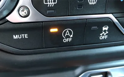 Butonul Start-Stop reduce consumul cu până la 12% - Cum funcționează și când să îl folosești