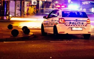 De ce lasă poliția mașinile la ralanti când stau pe loc