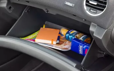 De ce se numește torpedo compartimentul din mașină și care este rolul său real