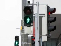 Diese intelligenten Ampeln wissen, wann der Fußgänger überqueren möchte!