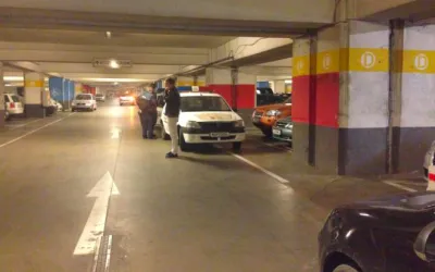 Poți conduce fără permis în parcări private? Ce spune legea