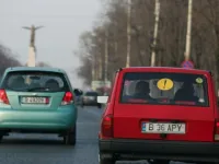 Czy możesz prowadzić za granicą jako kierowca początkujący? Co mówi prawo