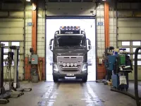 Verificări tehnice esențiale pentru camioane: ghid în funcție de kilometraj