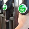 Ce este combustibilul E10 și cum afectează mașina ta