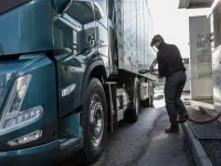 Zużycie paliwa w ciężarówce: czynniki i 6 metod ograniczenia zimą