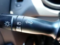 De ce trebuie să folosești semnalizarea chiar și când nu este nicio mașină în preajmă