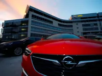 Detii un Opel? Sunt rechemate in service peste 200.000 de masini