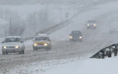 Echiparea obligatorie a mașinii pentru iarnă: ghid complet 2024