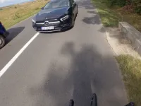 Cum a scapat de retinerea permisului dupa ce a depasit pe linie continua?