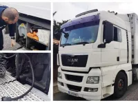 Hotii de carburant fac ravagii in Franta - un sofer roman de TIR a fost deposedat de 1300 litri de motorina, pe autostrada A39, din Franta