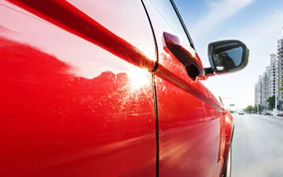 De ce culoarea mașinii devine mată în loc să rămână lucioasă - cauze și soluții