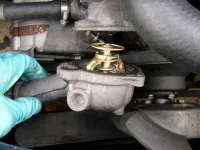 Wo befindet sich das Thermostat?