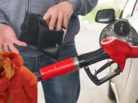 Cene goriva u januaru 2023: ukidanje nadoknade od 50 bani po litru