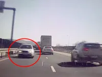 VIDEO: sofer circula cu 120 km/h pe autostrada A2, pe CONTRASENS !!