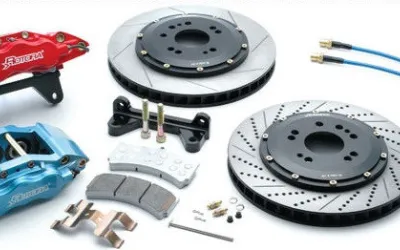 Identificarea problemelor la sistemul de frânare și când este necesară înlocuirea