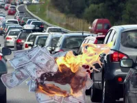 Ile paliwa zużywa samochód na biegu jałowym? Dodatkowo: 3 sposoby na zmniejszenie zużycia.