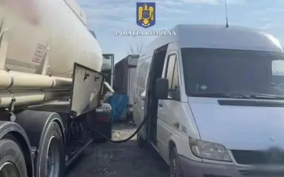 Un sofer si-a modificat duba astfel incat sa poata fura mai usor motorina din cisterne