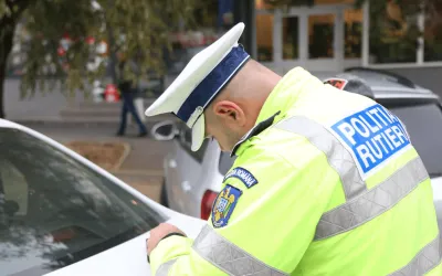 Cum să identifici gradul polițistului rutier după însemnele de pe uniformă