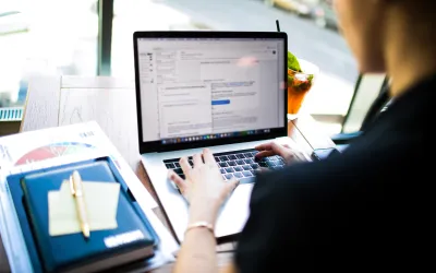 Specialist e-Commerce, o meserie tot mai atractivă și bine plătită