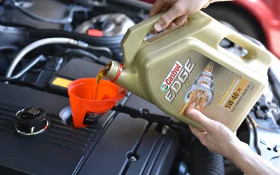 Ulei sintetic pentru mașini vechi: Ghid complet pentru alegerea corectă