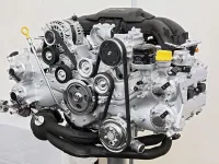 A Subaru FA20 motorja