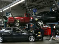 Dlaczego warto przestrzegac harmonogramu przegladow auta – korzysci