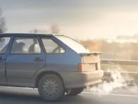 Pericolele funcționării la ralanti: De ce să nu lași mașina pornită în parcare