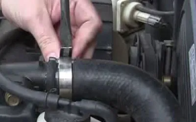 Furtunul de la radiator s-a rupt - cauze și soluții pentru această problemă